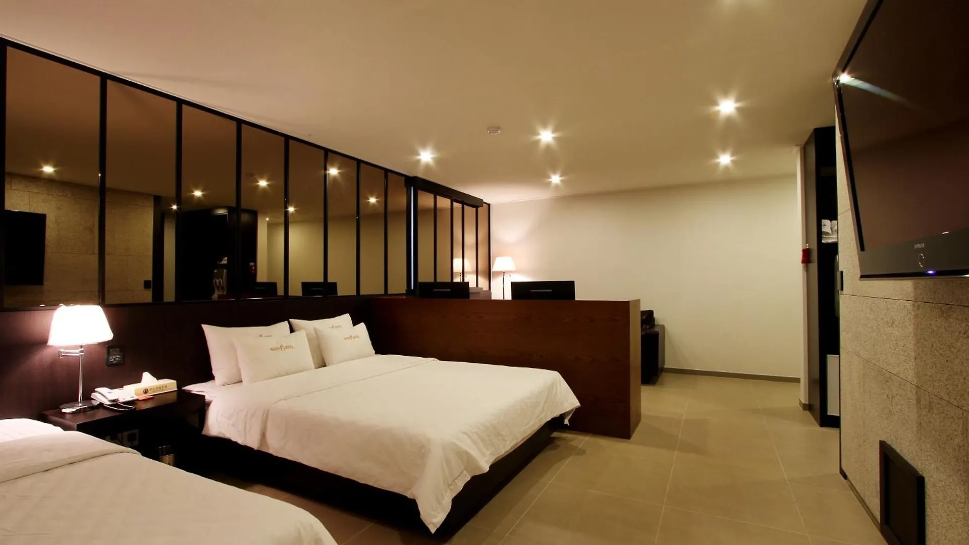 Bando Tourist Hotel Incheon