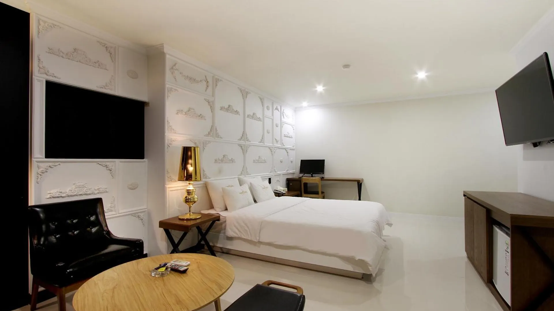 Bando Tourist Hotel Incheon 2*,  South Korea