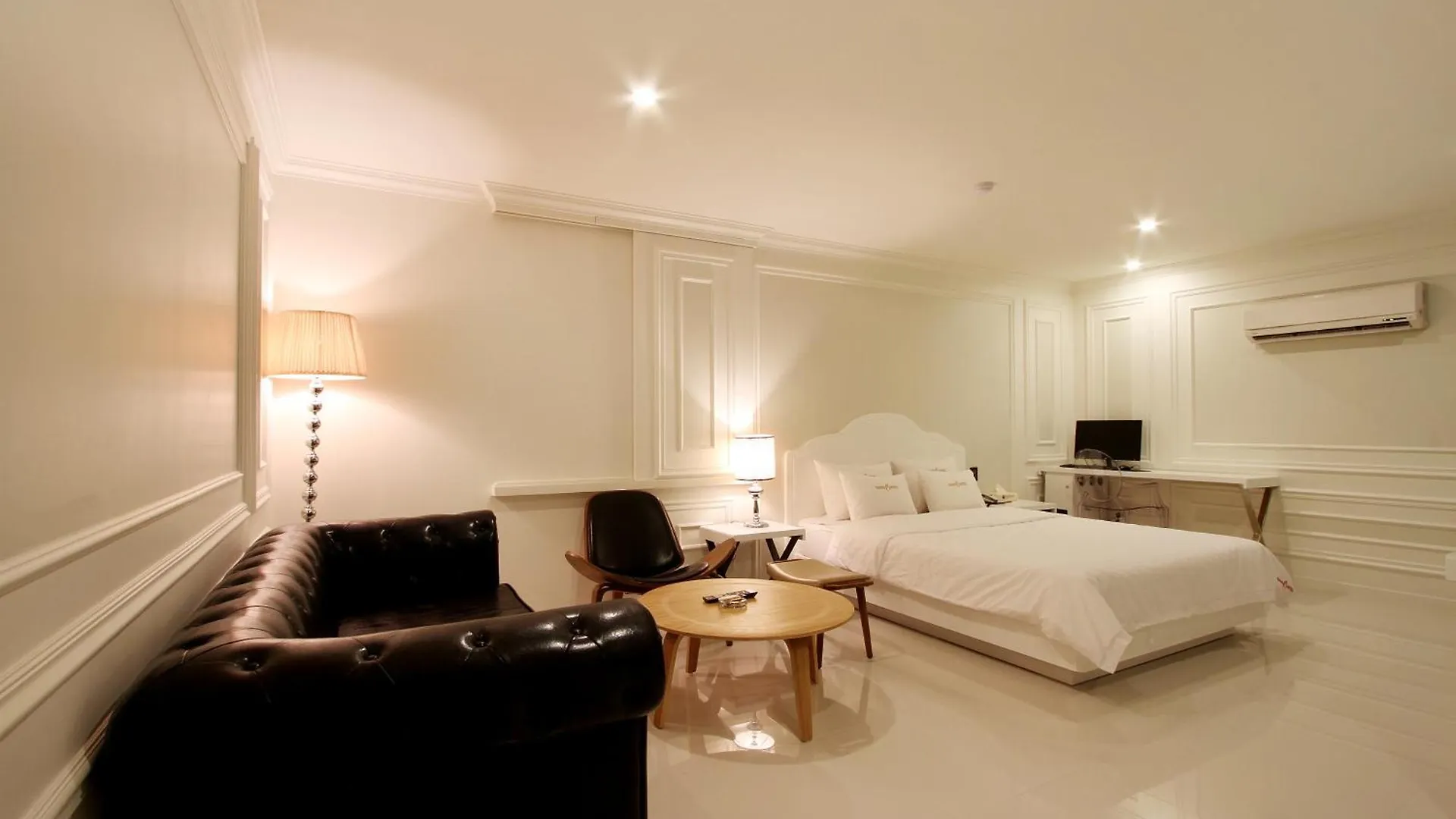 Bando Tourist Hotel Incheon