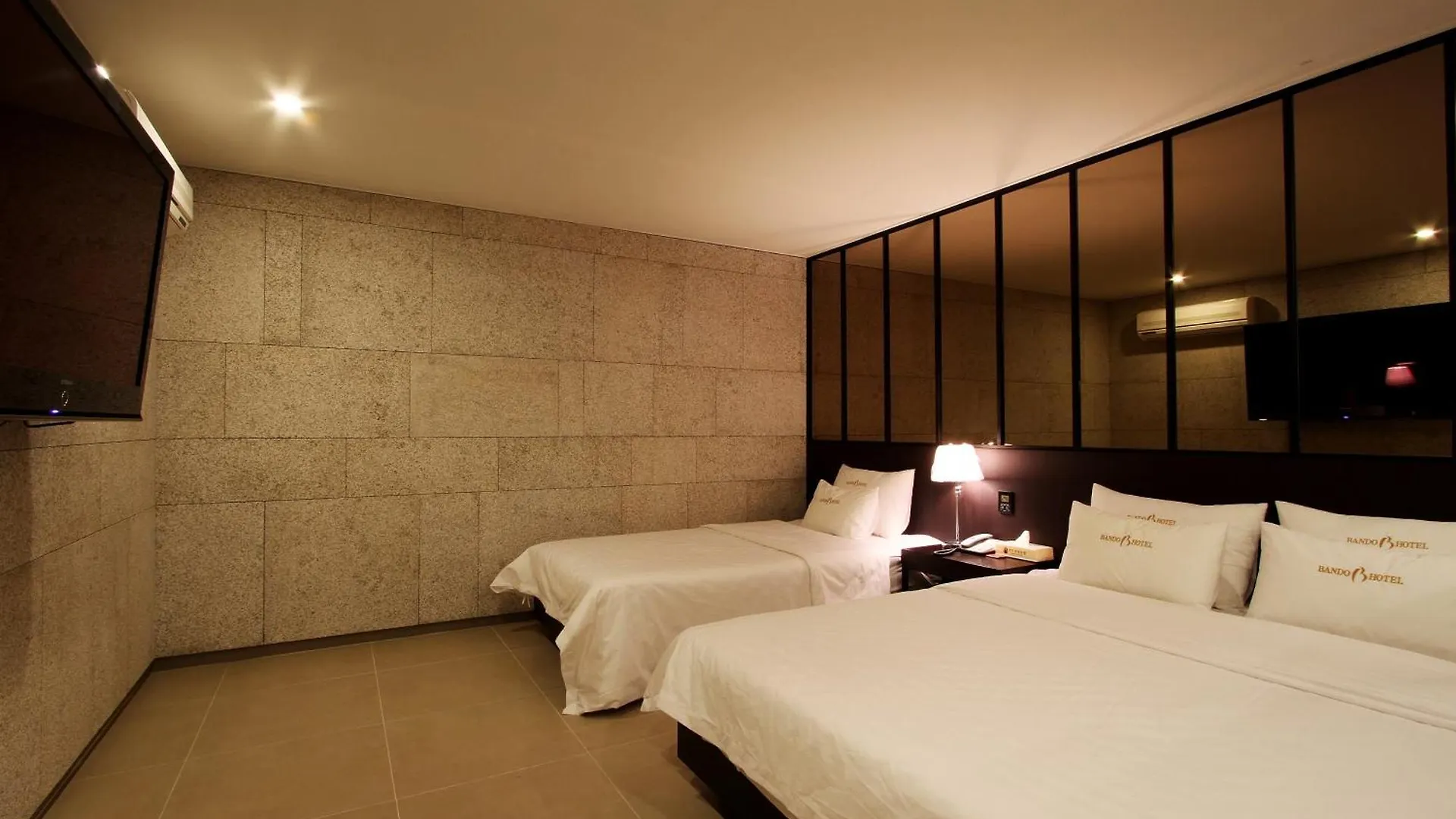 Bando Tourist Hotel Incheon